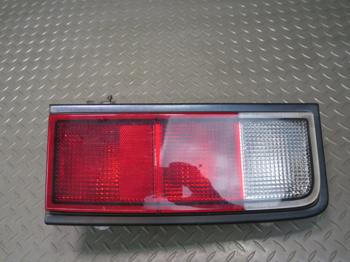 2005-2009 Hummer H2 Rear Left & Right Tail Light Lamp Set of 2