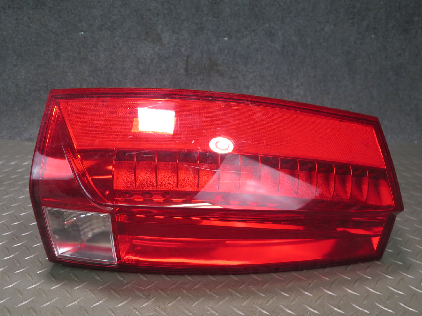 2007-2014 Cadillac Escalade Aftermarket Rear Left & Right Tail Light Lamp Set