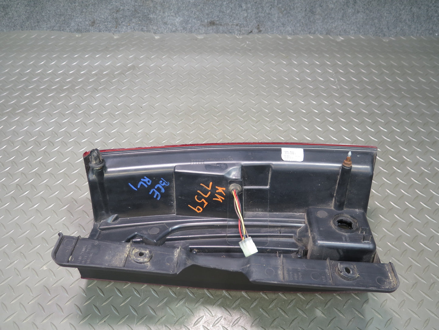 2007-2014 Cadillac Escalade Aftermarket Rear Left & Right Tail Light Lamp Set