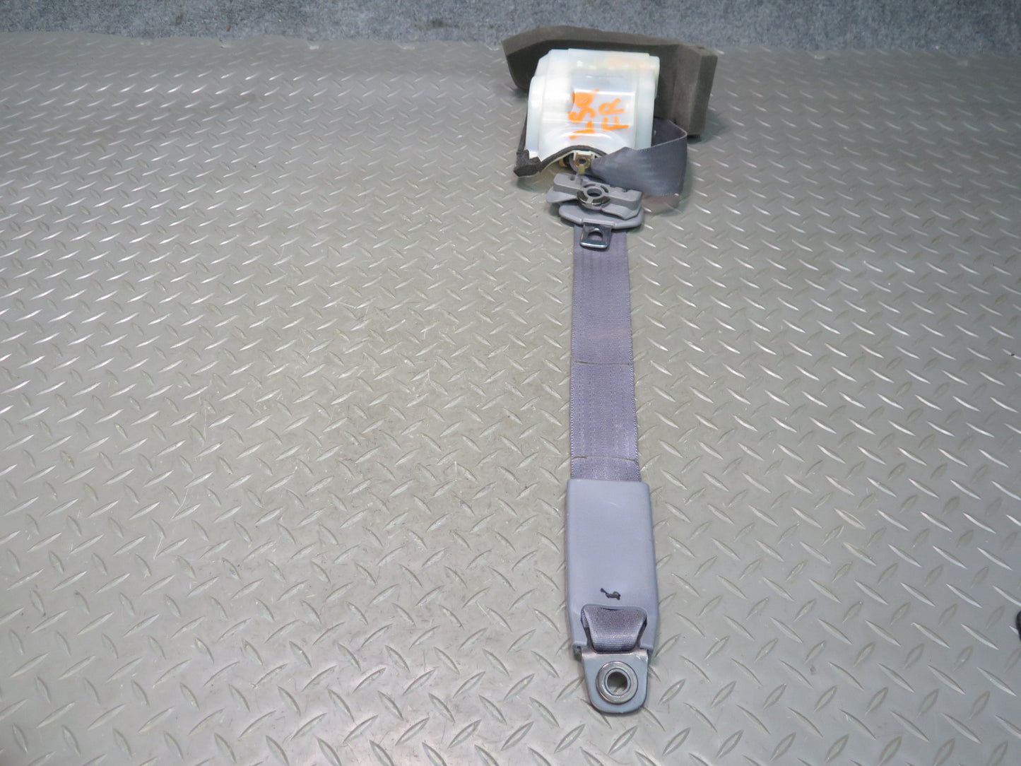 98-00 LEXUS LS400 UCF20L FRONT RIGHT & LEFT SIDE SEATBELT RETRACTOR SET OEM