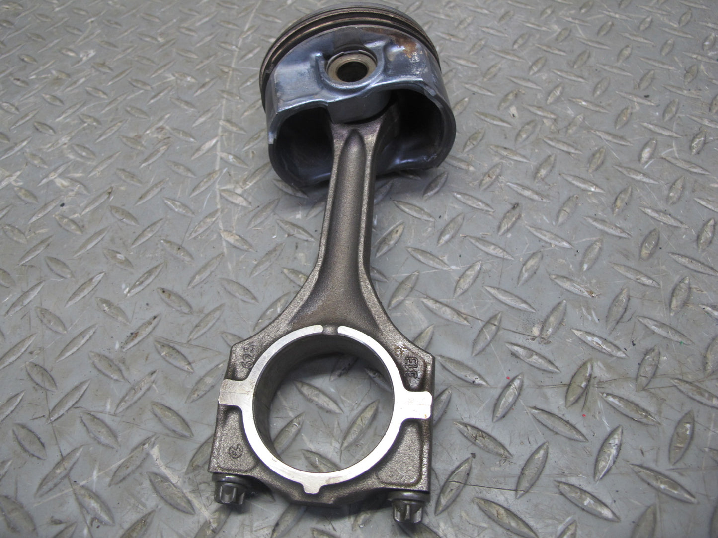 01-06 BMW E46 330CI M54 3.0L Set of 5 Engine Motor Piston w Connecting Rod OEM