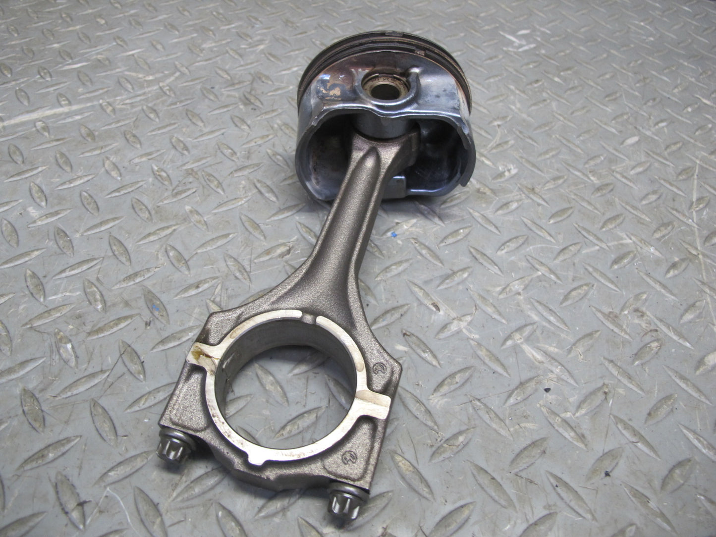 01-06 BMW E46 330CI M54 3.0L Set of 5 Engine Motor Piston w Connecting Rod OEM