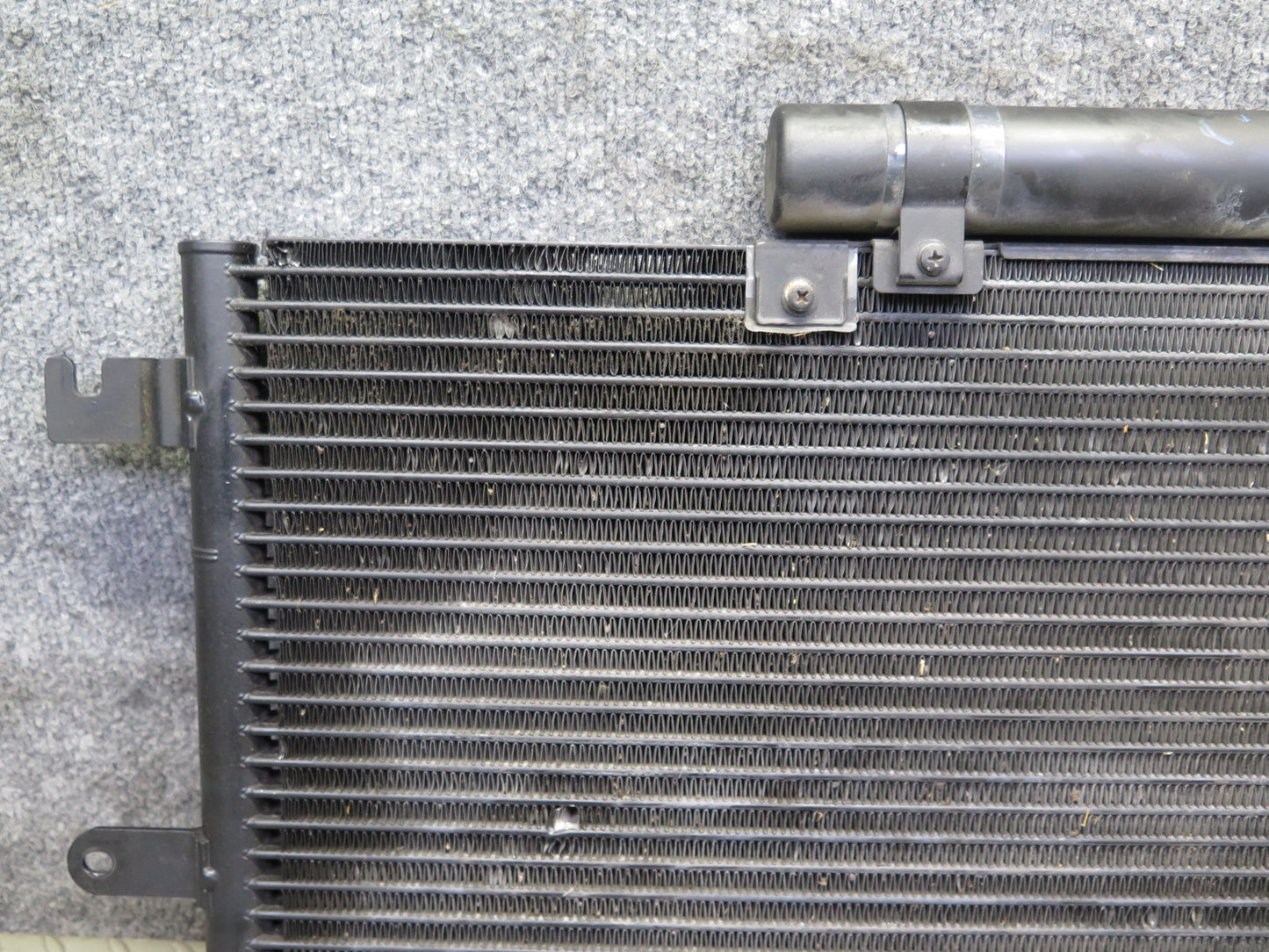 01-03 VW Eurovan T4 2.8L AXK Hvac A/C Air Condition Condenser 7D0820411 OEM