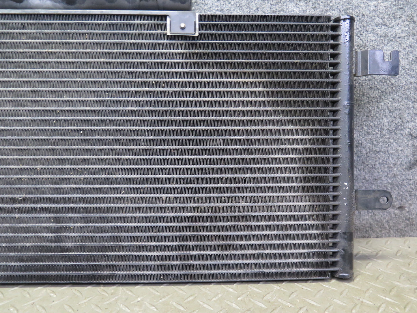 01-03 VW Eurovan T4 2.8L AXK Hvac A/C Air Condition Condenser 7D0820411 OEM