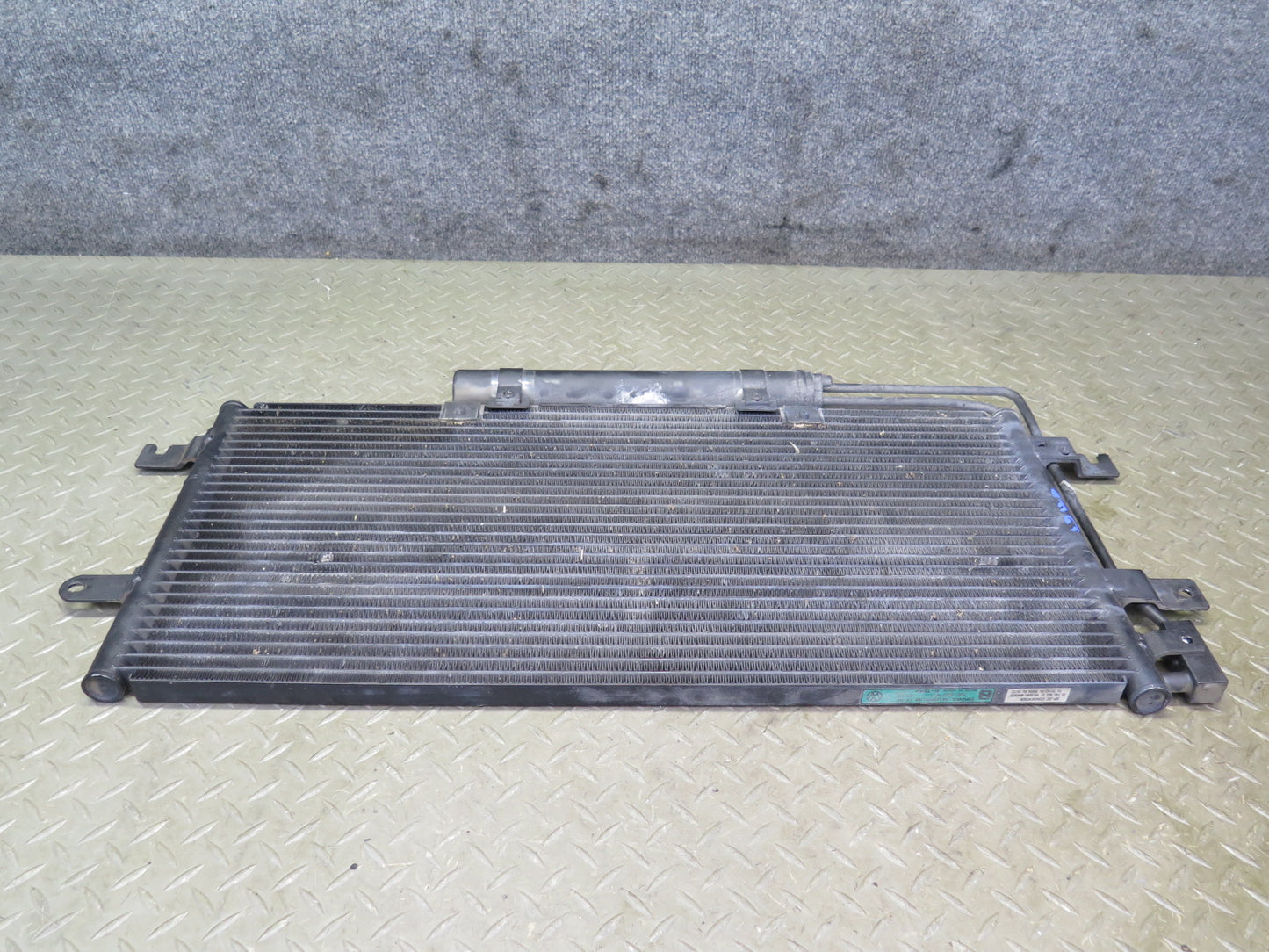 01-03 VW Eurovan T4 2.8L AXK Hvac A/C Air Condition Condenser 7D0820411 OEM