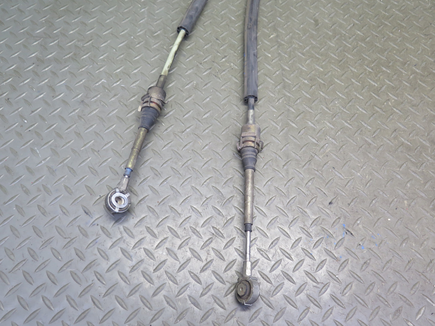 2000-2004 Porsche Boxster 986 5 Speed Manual Transmission Shifter Cable