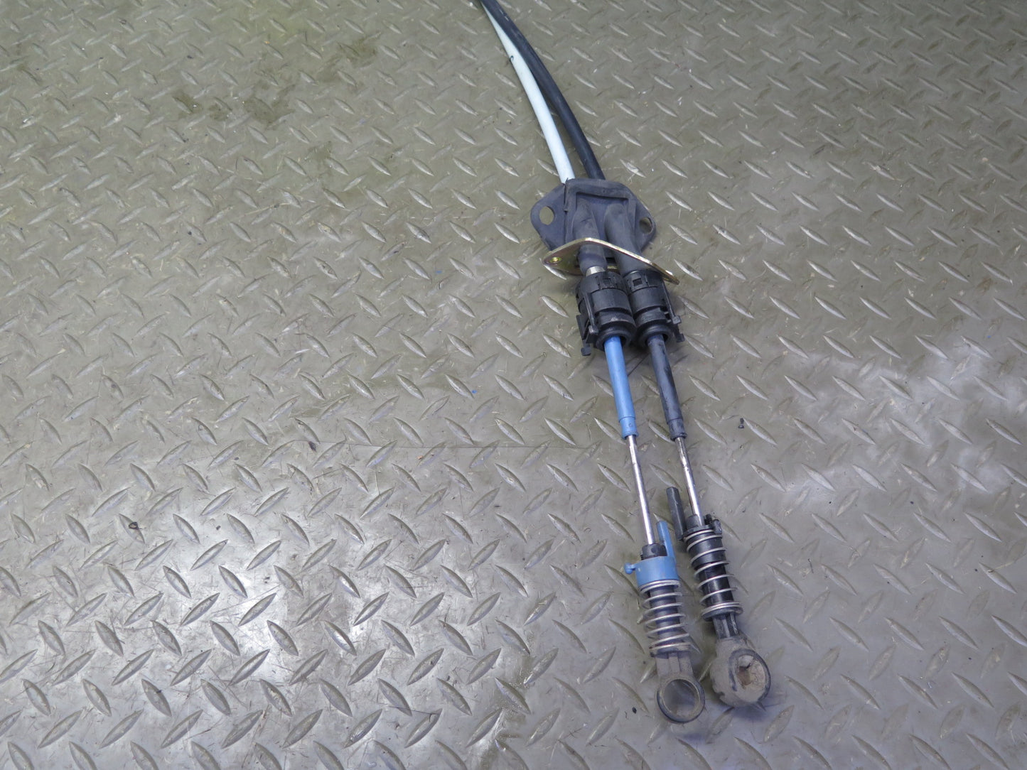 2000-2004 Porsche Boxster 986 5 Speed Manual Transmission Shifter Cable