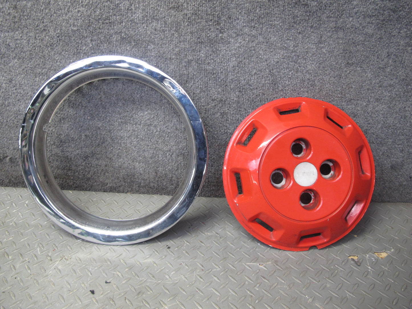 75-82 Triumph TR7 Set of 3 Wheel 13" Hubcap Trim Cover w Bolts OEM