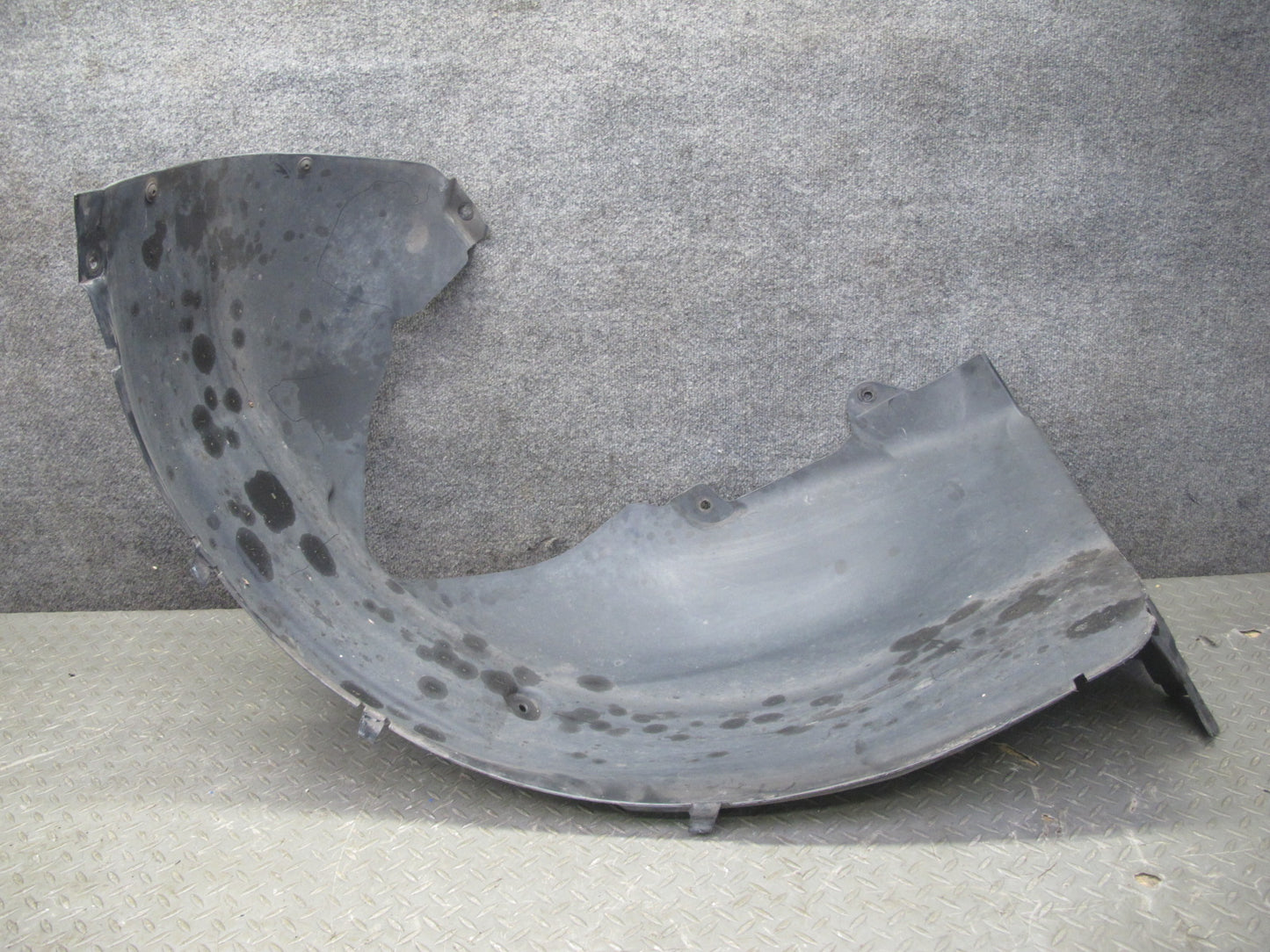 2010-2016 Porsche Panamera 970 Front Right Fender Liner Splash Shield Guard