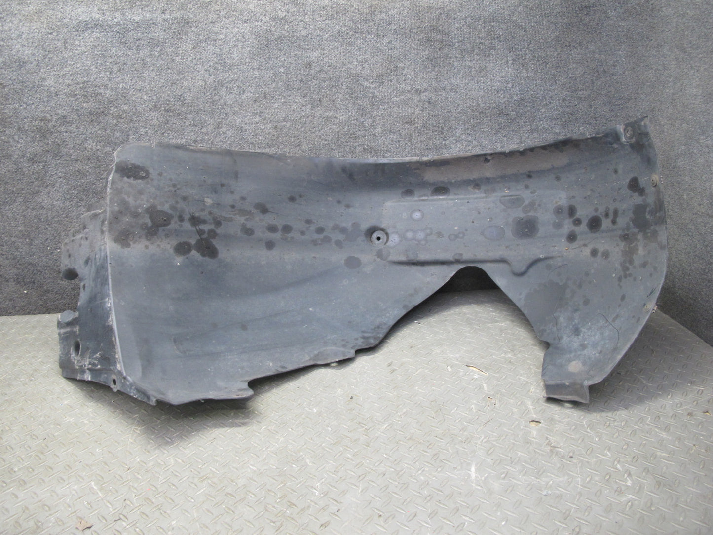 2010-2016 Porsche Panamera 970 Front Right Fender Liner Splash Shield Guard