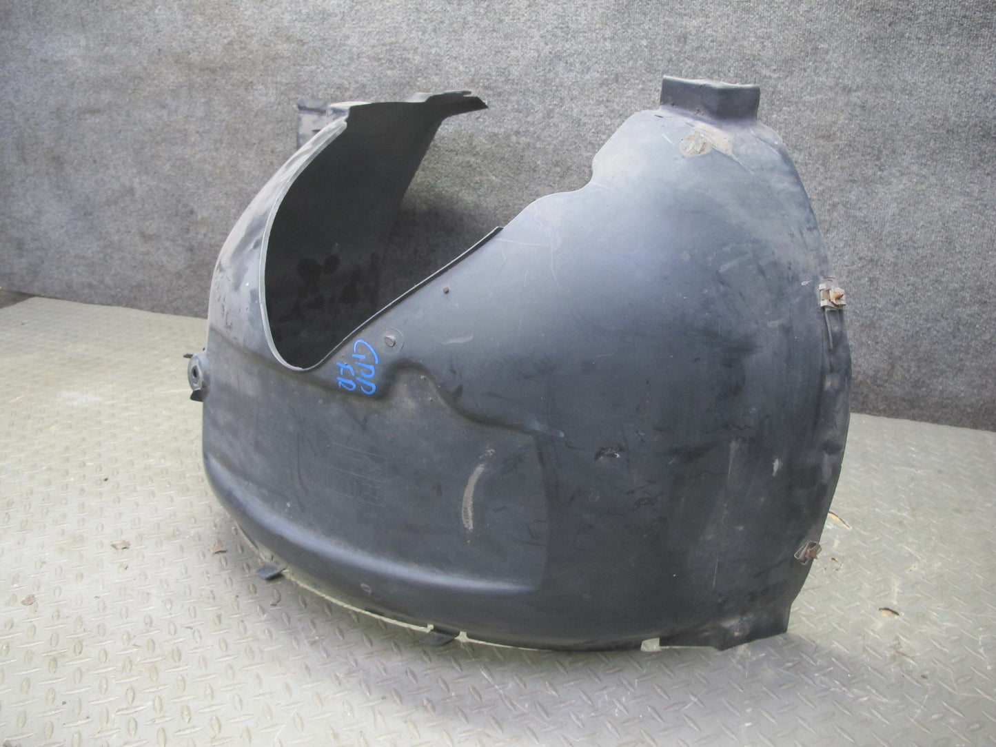 2010-2016 Porsche Panamera 970 Front Right Fender Liner Splash Shield Guard