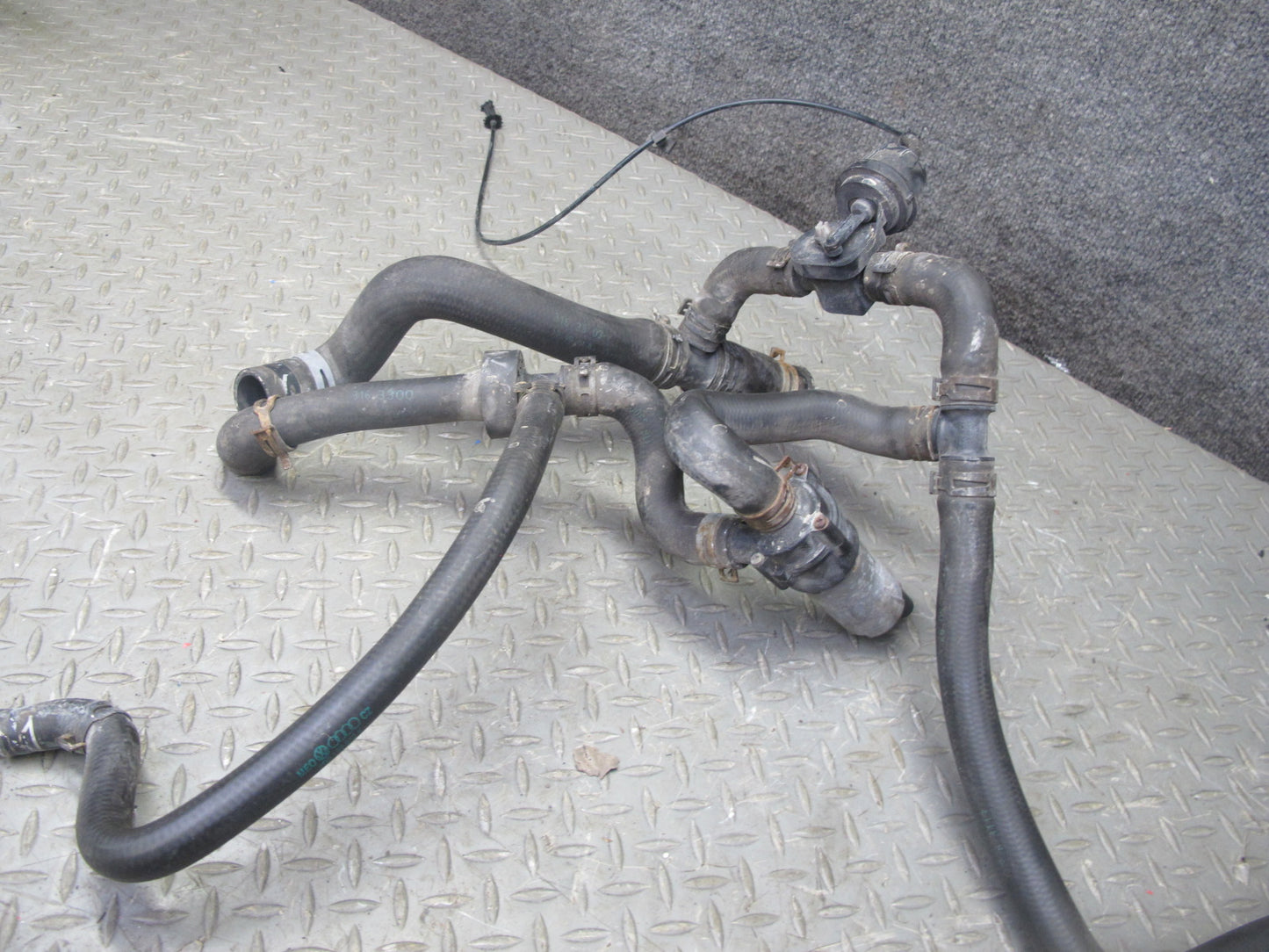 02-03 VW Eurovan T4 2.8L AXK Engine Radiator Coolant Hose Pipe Line Set OEM