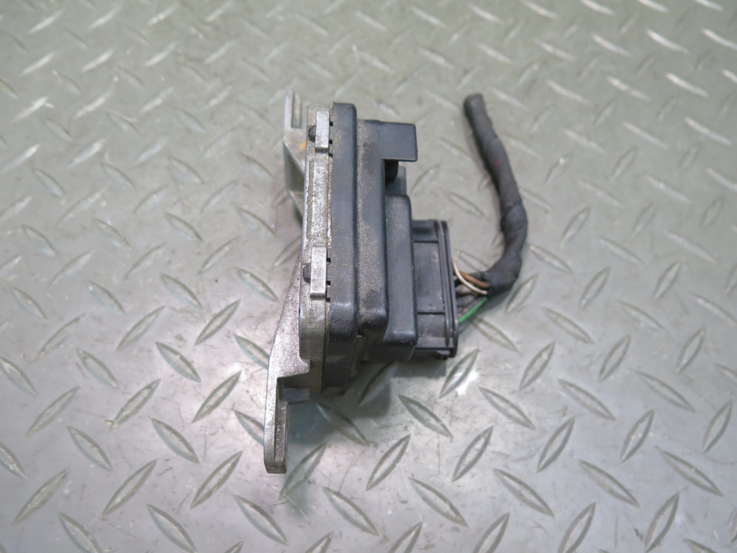 94-02 Mercedes R129 Sl-class Auxiliary Fan Relay Control Module 0165459632 OEM