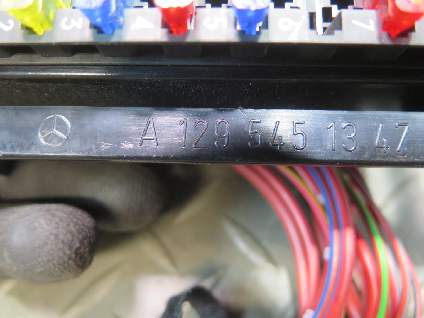 94-02 Mercedes R129 Sl-class Rear Trunk Fuse Relay Box Module 1295451347 OEM