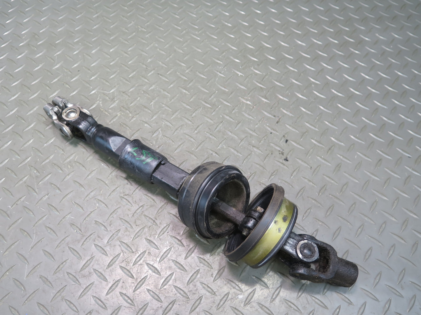99-00 Lexus UCF20L LS400 Steering Column Intermediate Linkage U Joint Shaft OEM