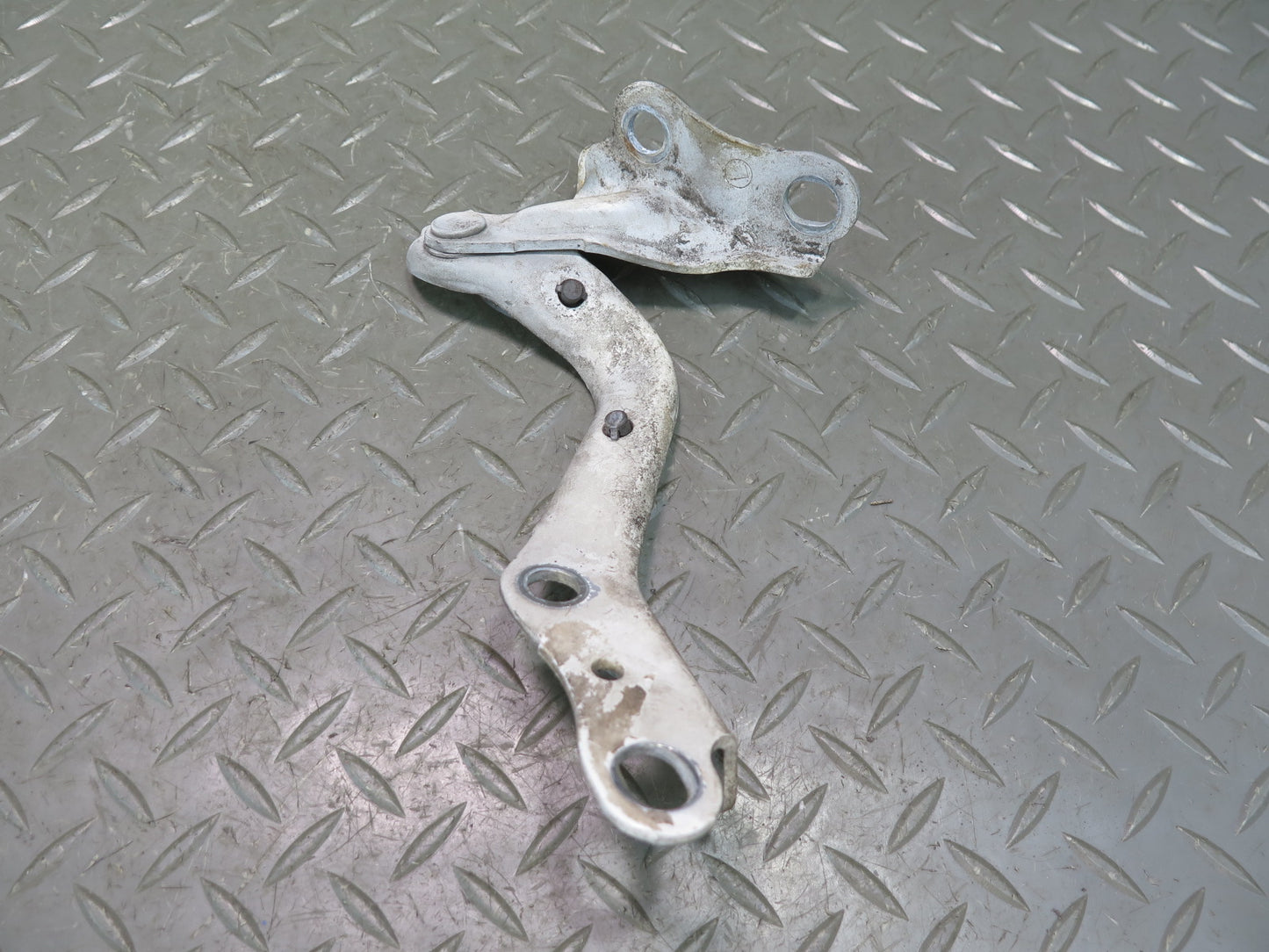 95-00 Lexus LS400 UCF20L Set of 2 Front Left & Right Hood Hinge White OEM