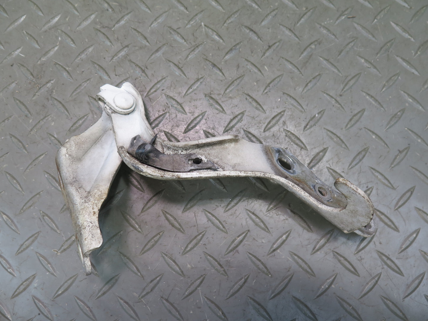 95-00 Lexus LS400 UCF20L Set of 2 Front Left & Right Hood Hinge White OEM