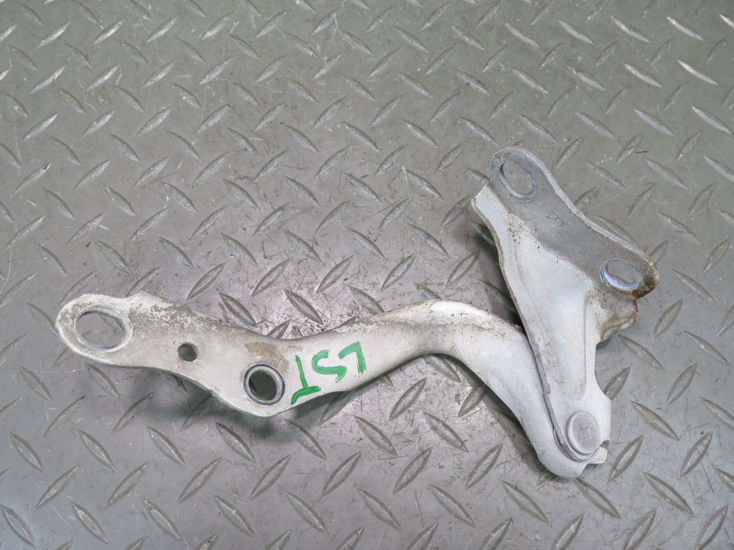 95-00 Lexus LS400 UCF20L Set of 2 Front Left & Right Hood Hinge White OEM