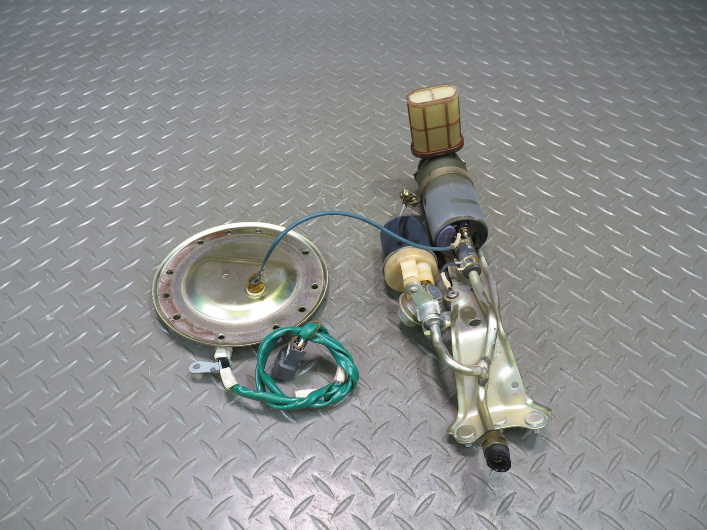 98-99 Lexus UCF20L LS400 1UZFE Set of 2 Fuel Pump Level Sensor Sending Unit OEM