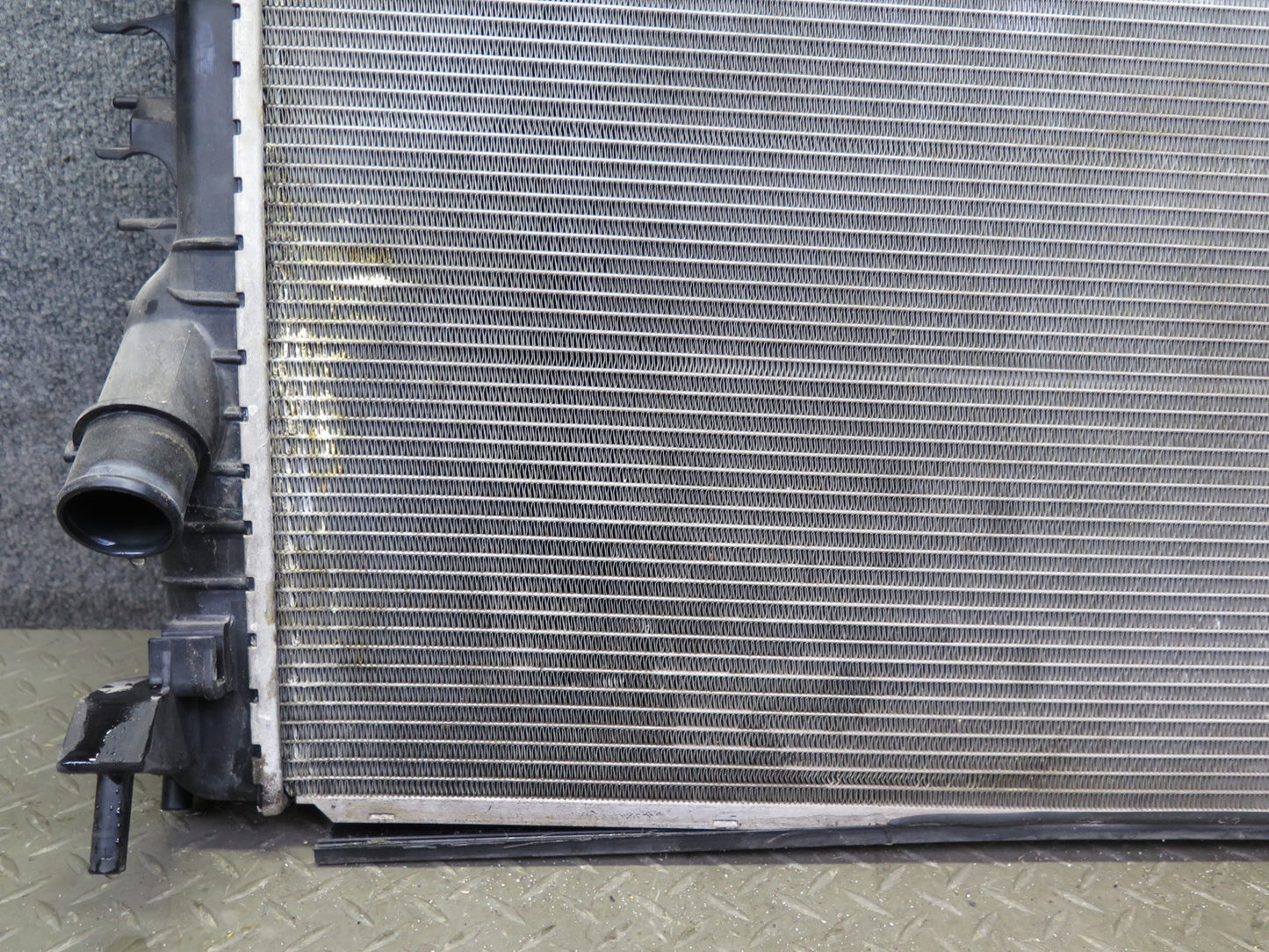 2014-2020 Maserati Ghibli M157 SQ4 3.0L Engine Water Cooling Radiator