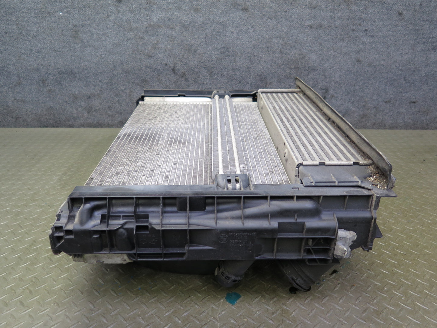 07-13 BMW E90 E93 335i N55 M/T Engine Radiator A/C Condenser Oil Cooler Fan OEM