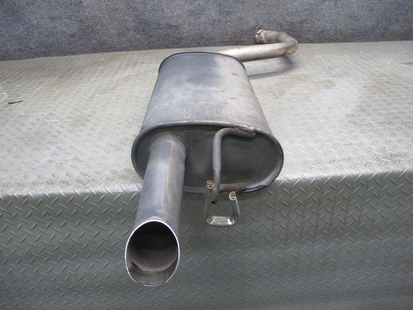 98-00 Lexus UCF20L LS400 Set of 2 Rear Left & Right Exhaust Muffler OEM