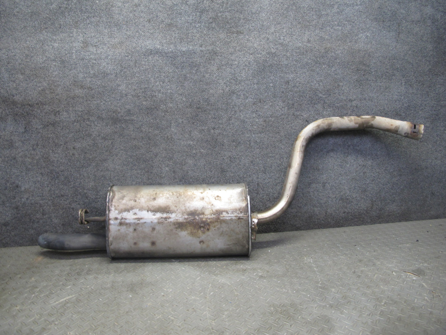 98-00 Lexus UCF20L LS400 Set of 2 Rear Left & Right Exhaust Muffler OEM