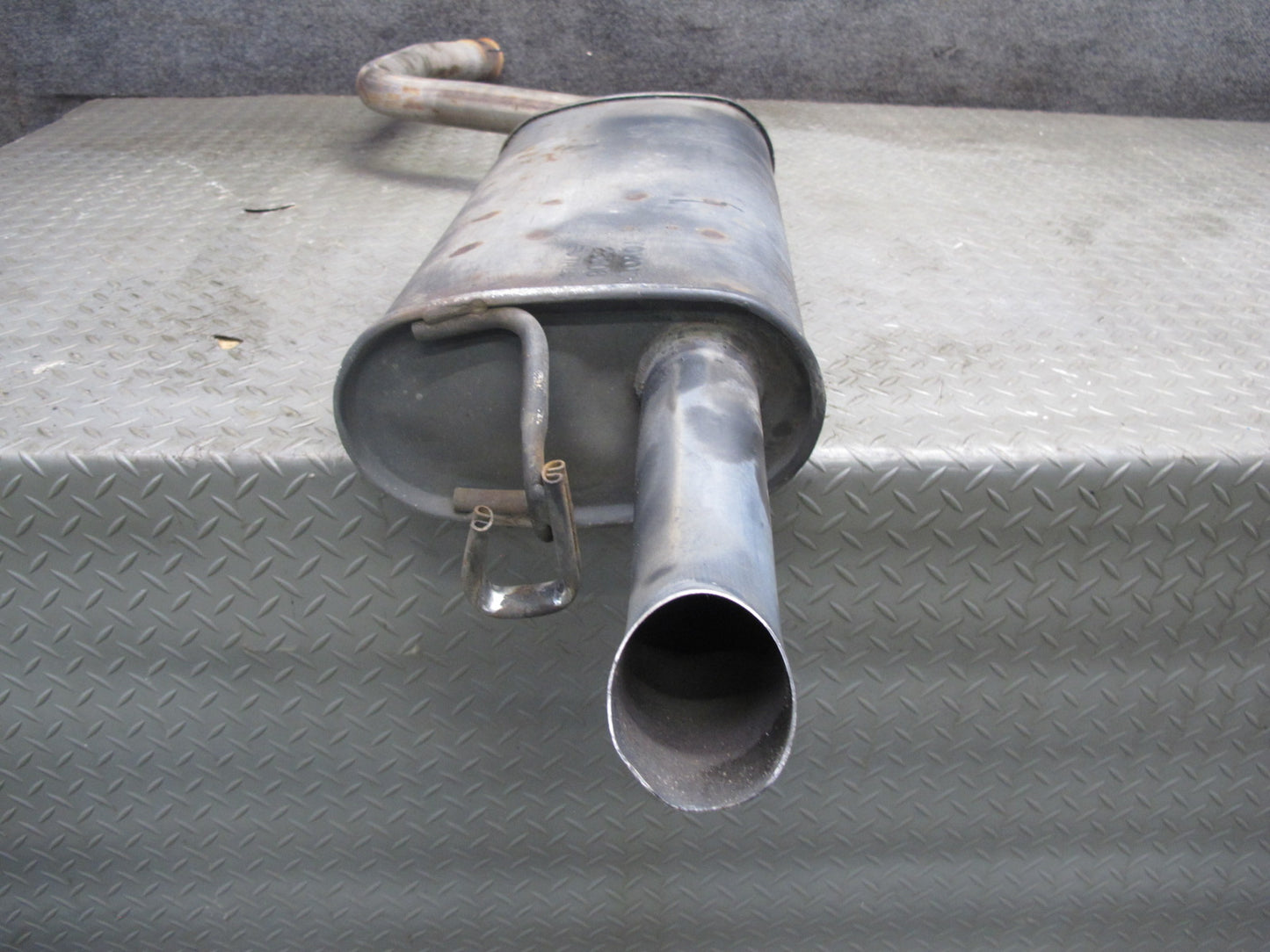 98-00 Lexus UCF20L LS400 Set of 2 Rear Left & Right Exhaust Muffler OEM