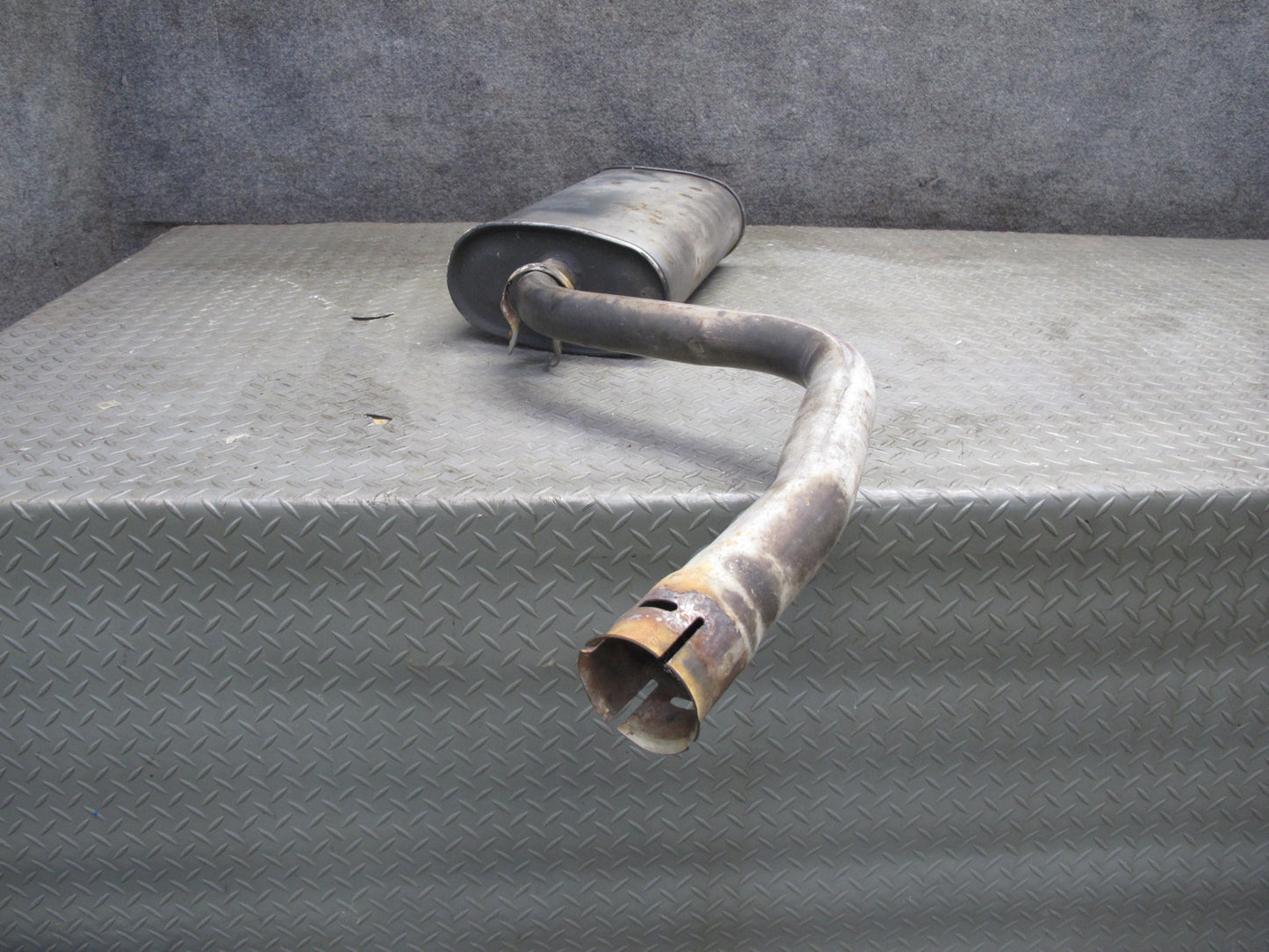 98-00 Lexus UCF20L LS400 Set of 2 Rear Left & Right Exhaust Muffler OEM