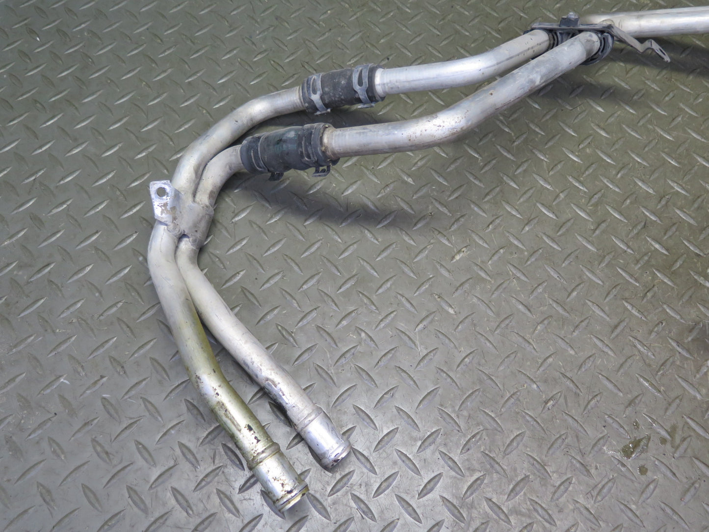 08-10 Porsche Cayenne 957 4.8L M48.51 Engine Motor Coolant Hose Pipe Line Set
