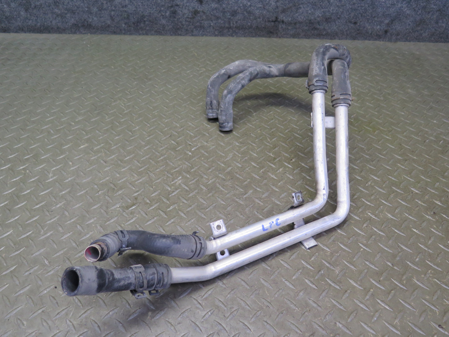 08-10 Porsche Cayenne 957 4.8L M48.51 Engine Motor Coolant Hose Pipe Line Set