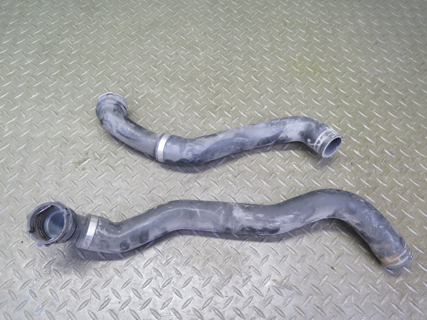 08-10 Porsche Cayenne 957 4.8L M48.51 Engine Motor Coolant Hose Pipe Line Set