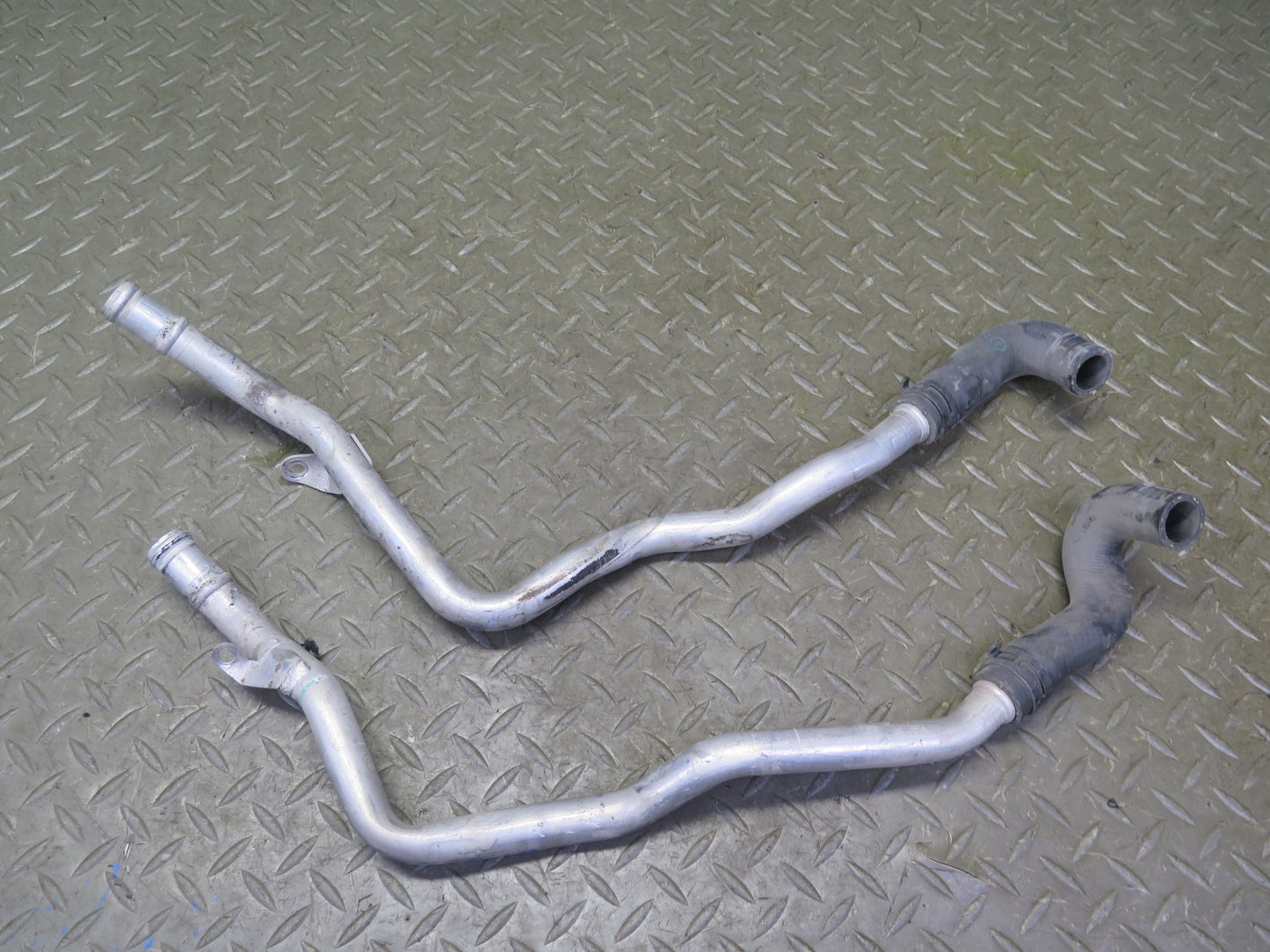08-10 Porsche Cayenne 957 4.8L M48.51 Engine Motor Coolant Hose Pipe Line Set