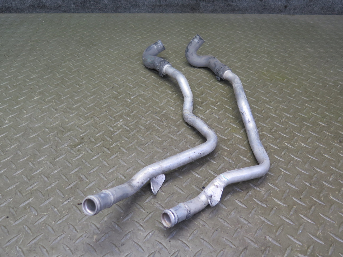 08-10 Porsche Cayenne 957 4.8L M48.51 Engine Motor Coolant Hose Pipe Line Set