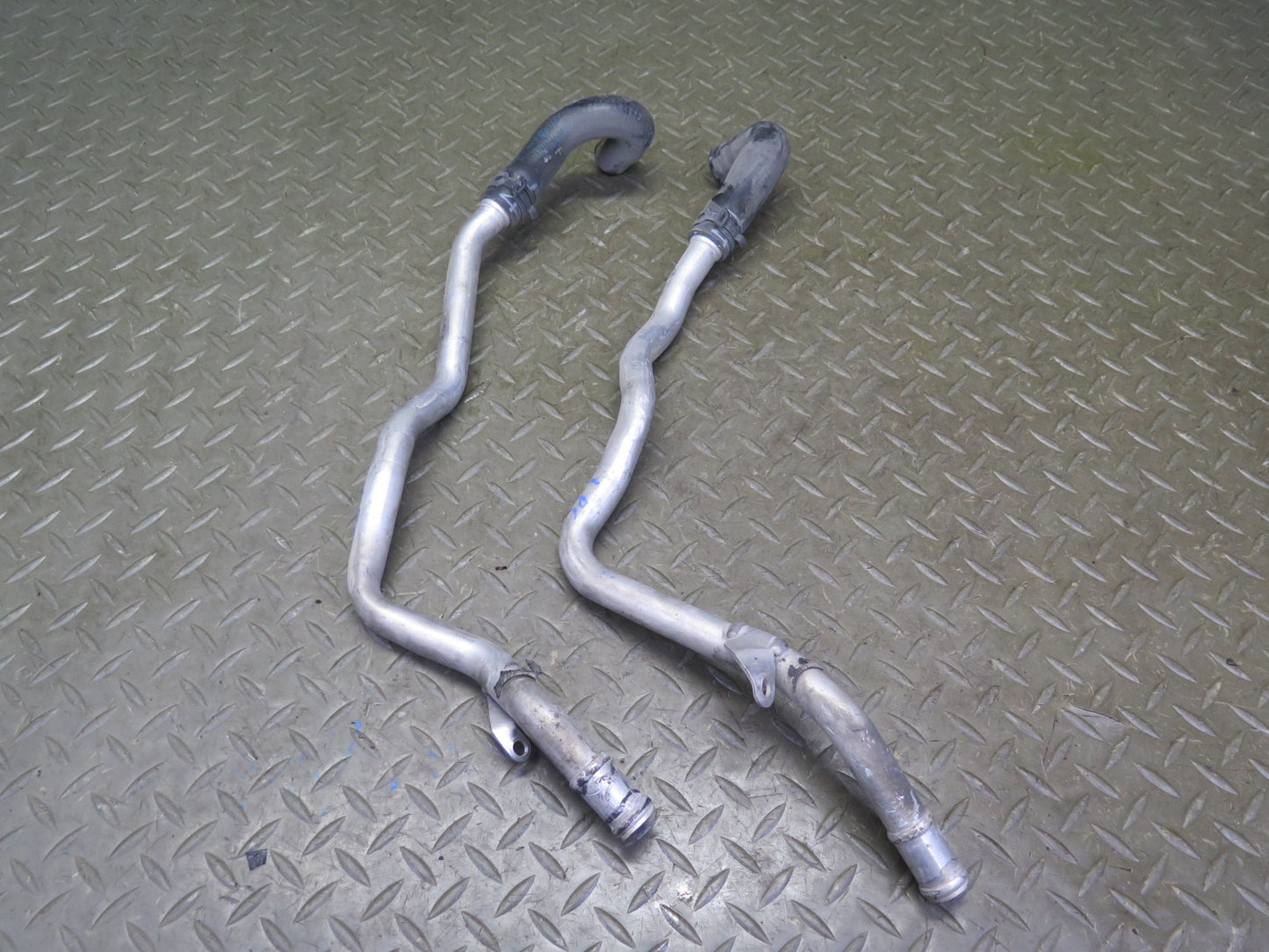 08-10 Porsche Cayenne 957 4.8L M48.51 Engine Motor Coolant Hose Pipe Line Set