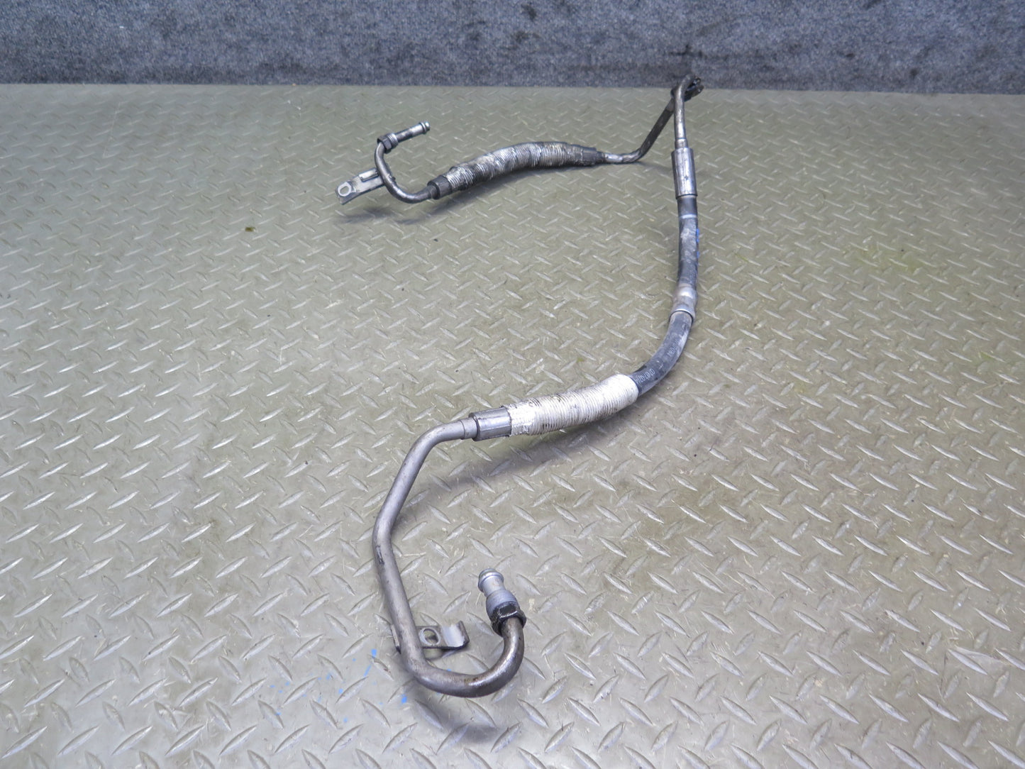 08-10 Porsche Cayenne 957 4.8L Power Steering Hose Pipe Line Set of 2