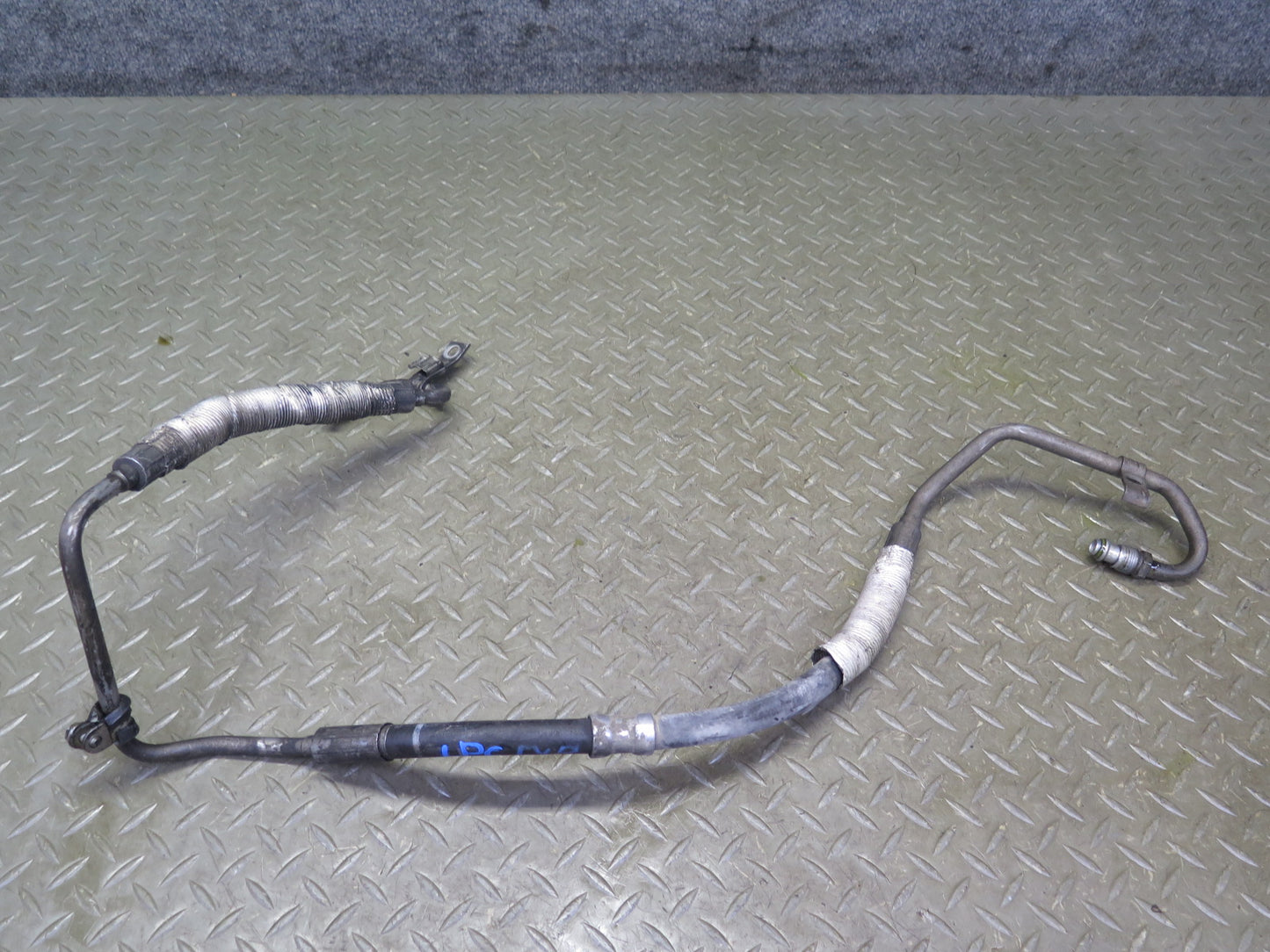 08-10 Porsche Cayenne 957 4.8L Power Steering Hose Pipe Line Set of 2
