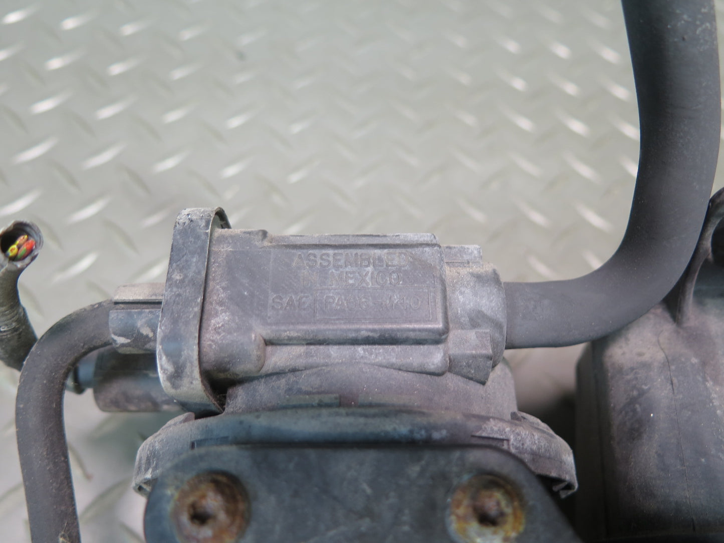 2010-2013 Porsche Panamera 970 Fuel Evap Vapor Charcoal Canister w Pump
