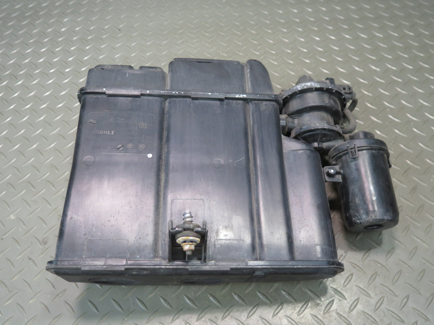 2010-2013 Porsche Panamera 970 Fuel Evap Vapor Charcoal Canister w Pump