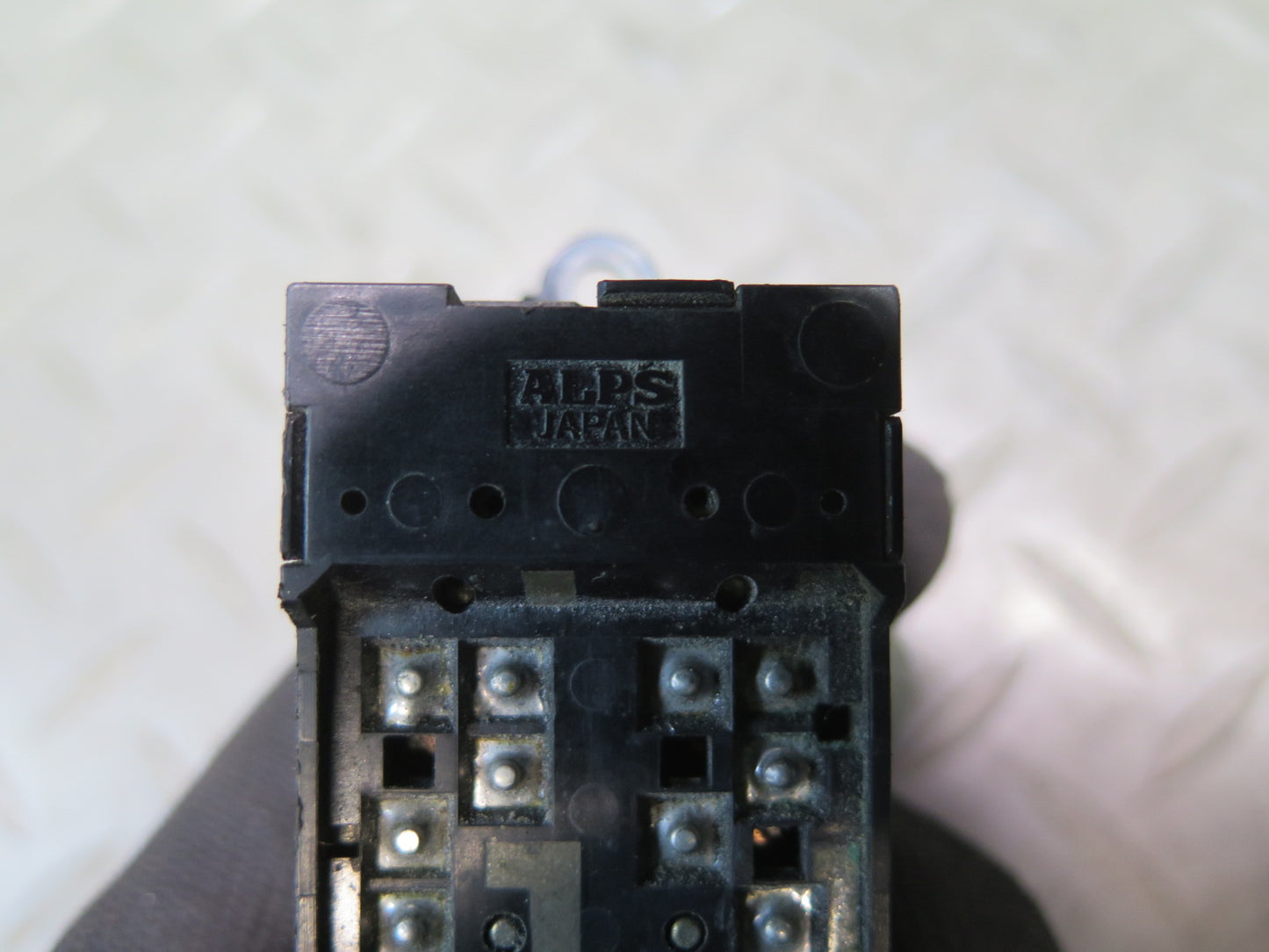 90-91 Chevrolet Corvette C4 Left Driver Door Window Switch 10098482 OEM