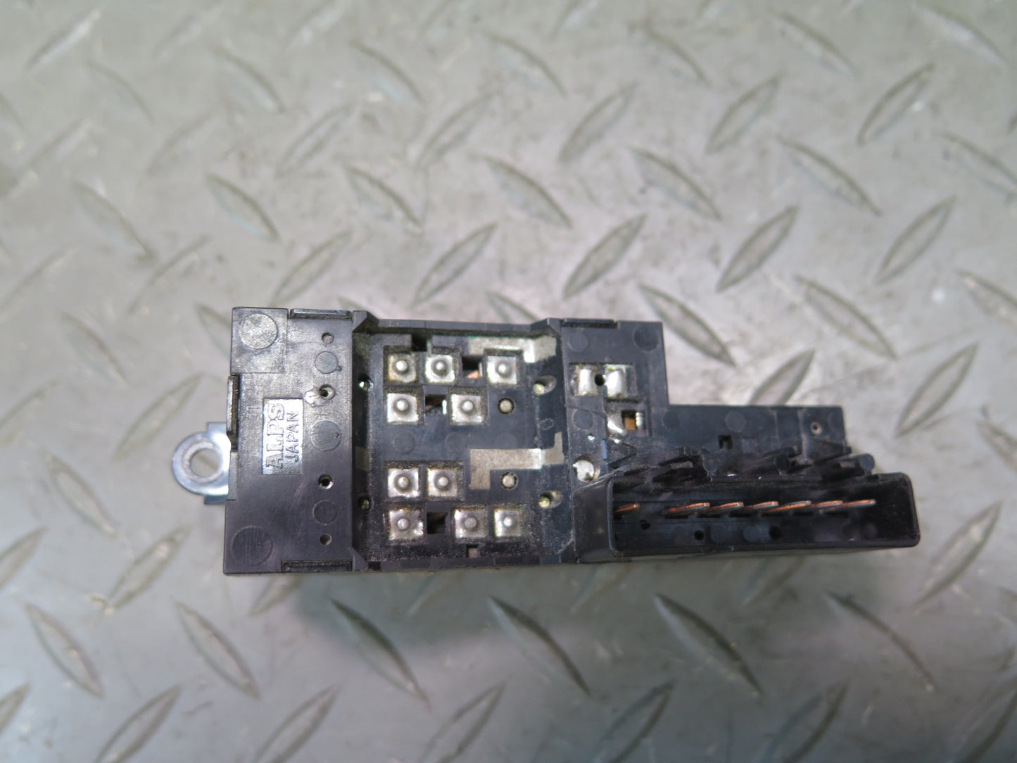 90-91 Chevrolet Corvette C4 Left Driver Door Window Switch 10098482 OEM