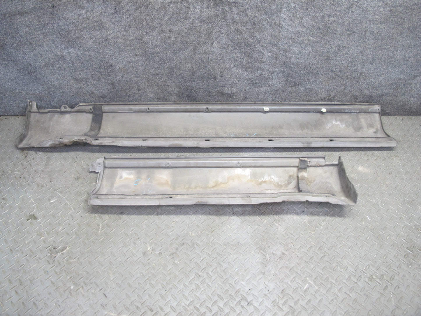 98-00 Lexus UCF20L LS400 Set of 4 Left & Right Skirt Rocker Panel Molding OEM