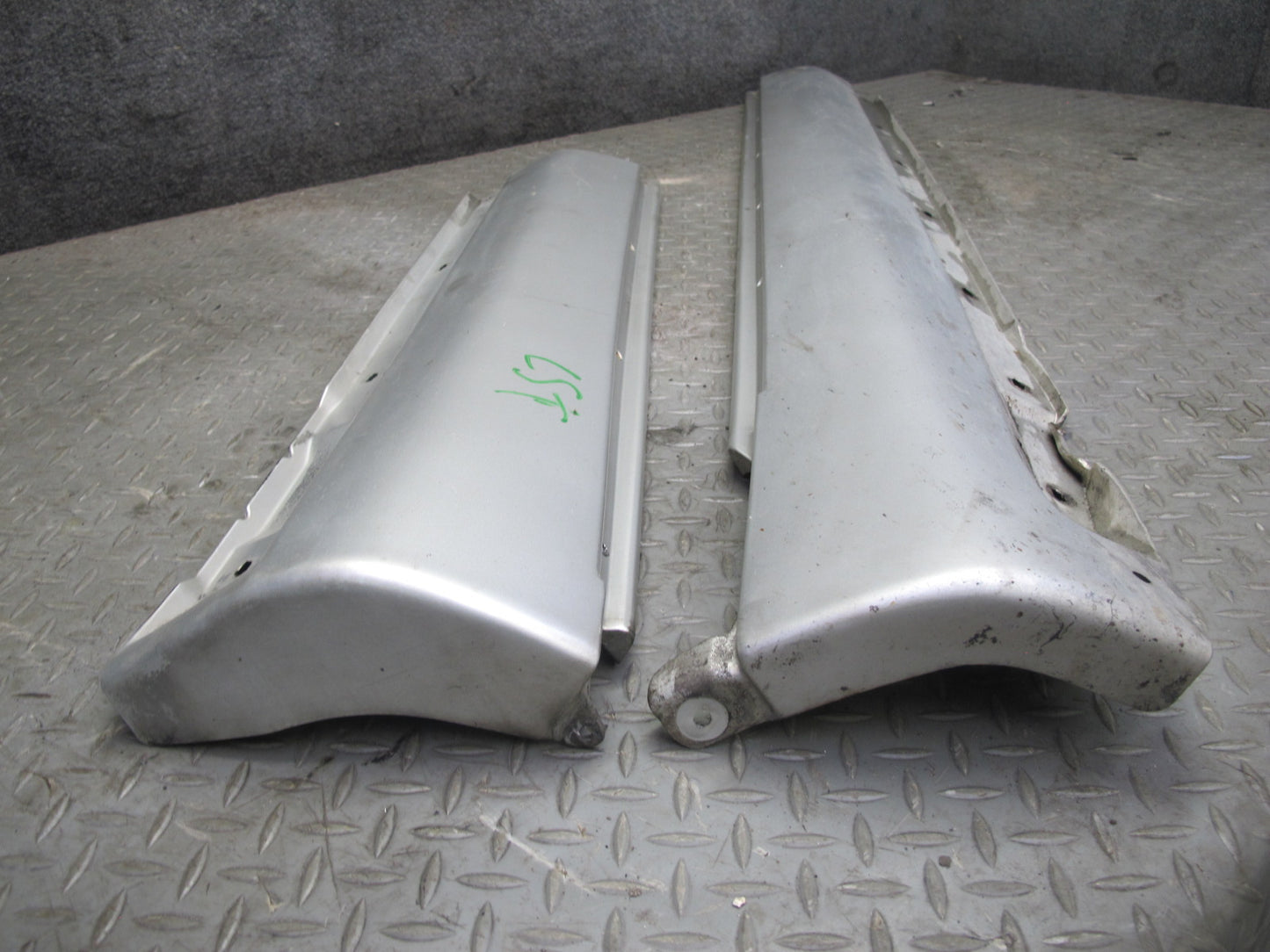 98-00 Lexus UCF20L LS400 Set of 4 Left & Right Skirt Rocker Panel Molding OEM