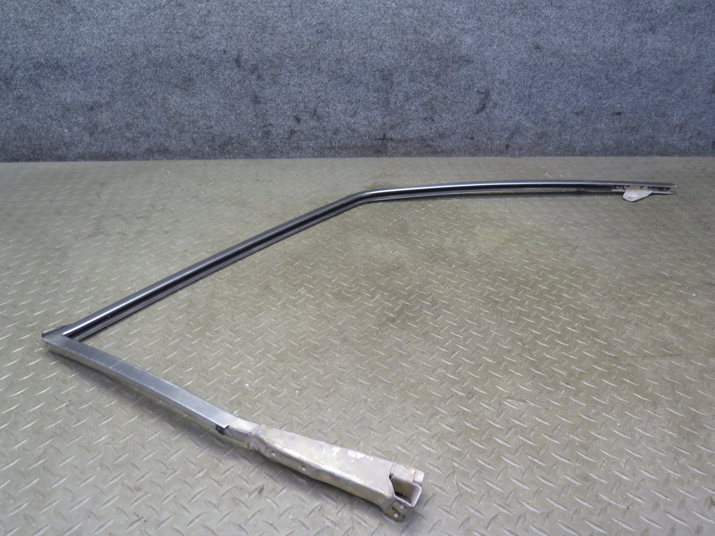 77-78 Datsun S30 280Z 2+2 Left & Right Door Window Chrome Trim Strip Molding Set