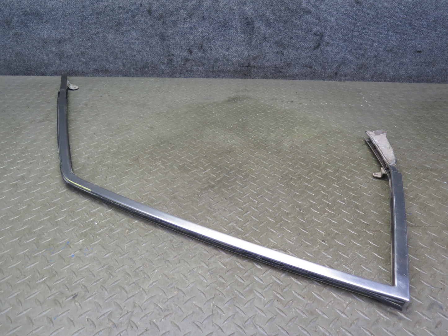 77-78 Datsun S30 280Z 2+2 Left & Right Door Window Chrome Trim Strip Molding Set