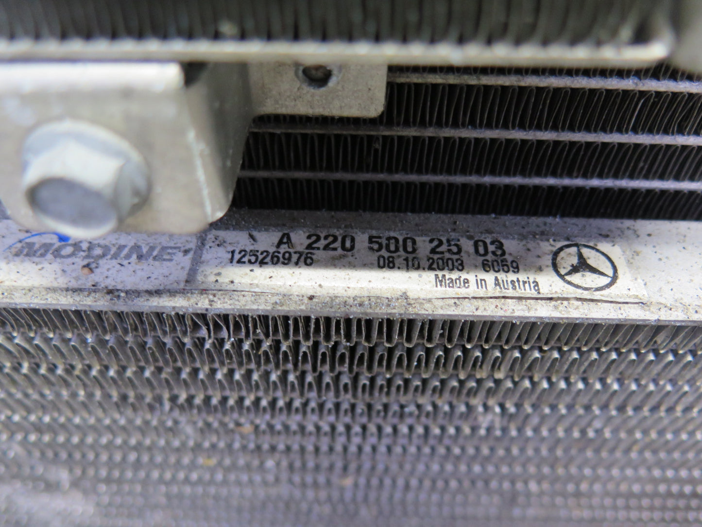 03-08 Mercedes R230 SL600 M275 Engine Radiator A/C Condenser Oil Cooler Fan Assy