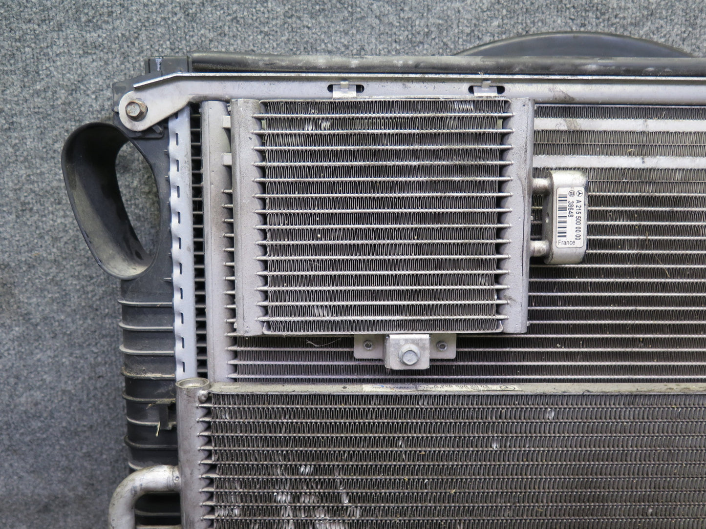 03-08 Mercedes R230 SL600 M275 Engine Radiator A/C Condenser Oil Cooler Fan Assy