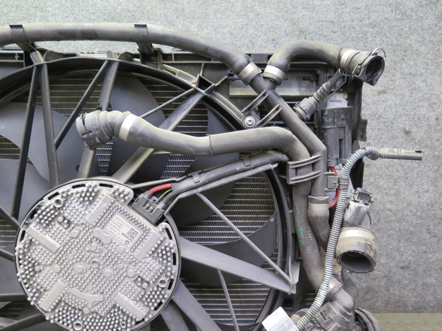 11-16 BMW F07 F12 F13 F10 550i N63 Engine Radiator A/C Condenser Oil Cooler OEM
