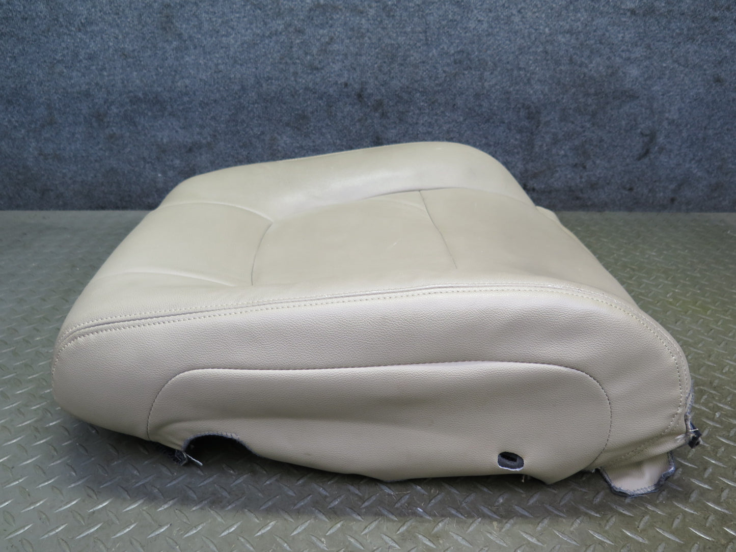 98-00 Lexus UCF20L LS400 Front Right Seat Upper Leather Cushion Ivory OEM