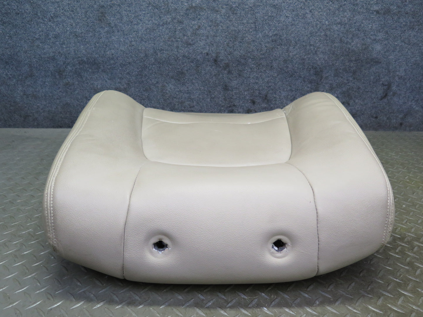 98-00 Lexus UCF20L LS400 Front Right Seat Upper Leather Cushion Ivory OEM